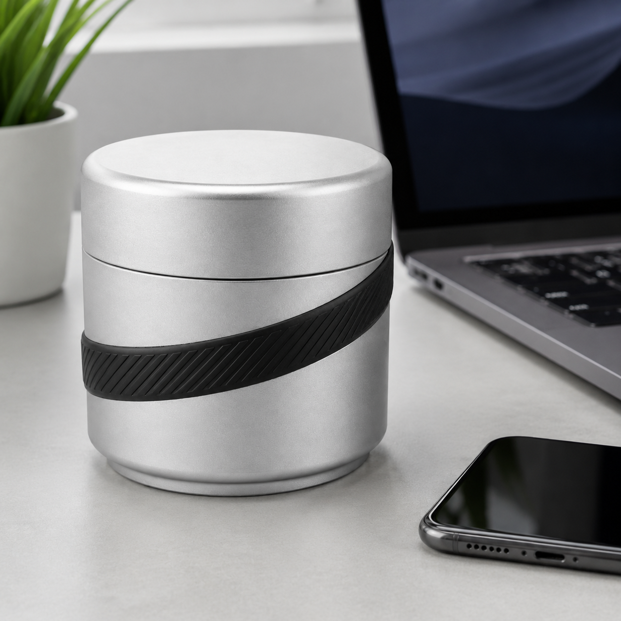 Linea Cable Capsule