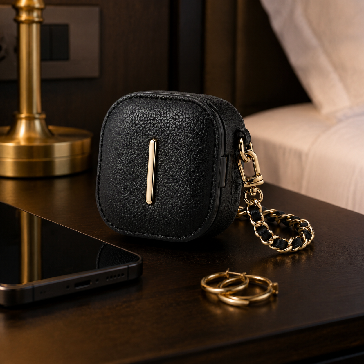 Midnight Chain Earbud Case